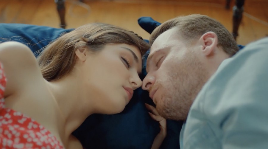 Eda pasa la noche junto a Serkan (Capítulo 24 - Parte 2)