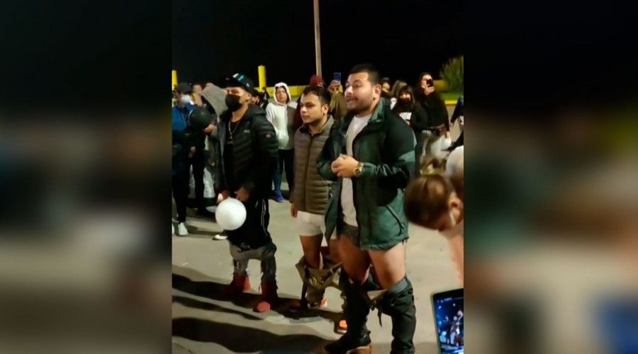 Antofagastinos protestan por muerte de adolescente y exigen que el Presidente Boric 'se ponga los pantalones'