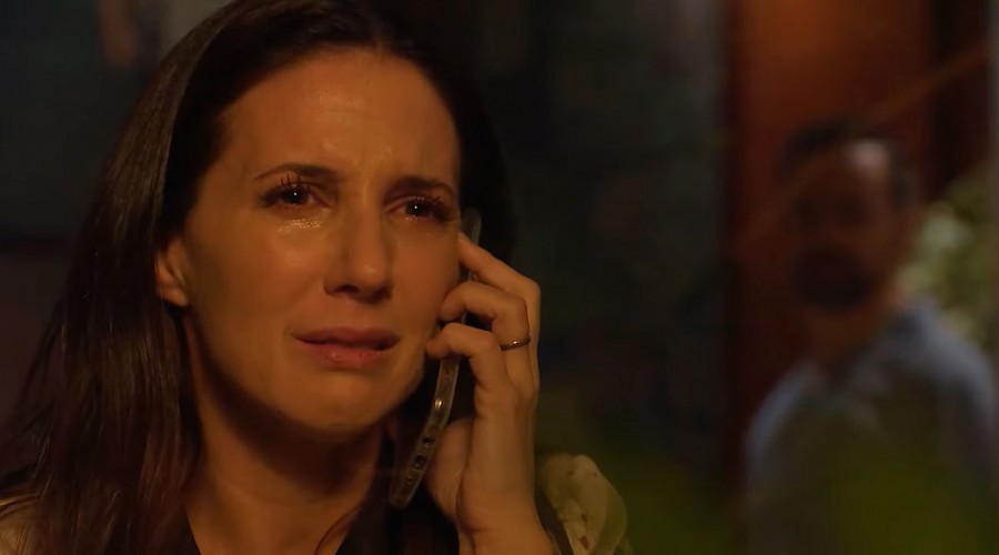 Cristóbal escucha la llamada entre su esposa y Lautaro
