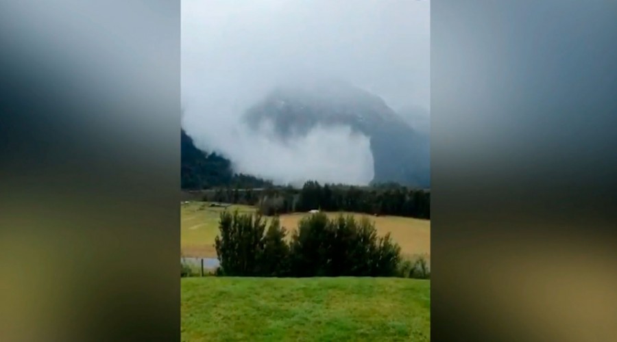 Registro captó avalancha en localidad de Peulla: Michelle Adam explica este fenómeno natural