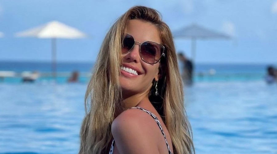 'Eres preciosa': Gala Caldirola cautivó las redes sociales con veraniega fotografía en bikini