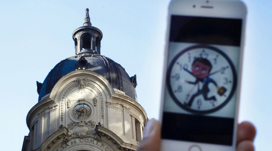 Este 10 de septiembre se debe cambiar la hora: ¿Cómo ajustar el reloj en mi celular?