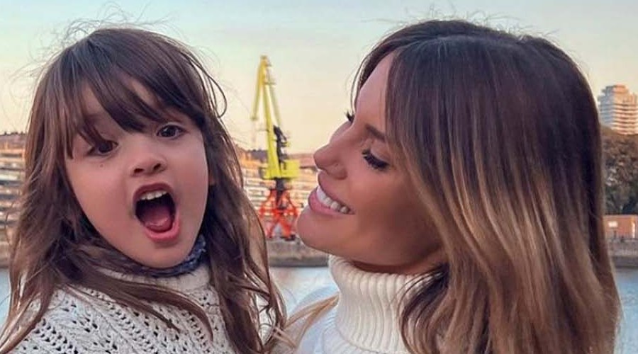 'Primera vez que celebra las Fiestas Patrias': Gala Caldirola celebró orgullosa el acto escolar de su hija 'Primera vez que celebra las Fiestas Patrias': Gala Caldirola celebró orgullosa el acto escolar de su hija