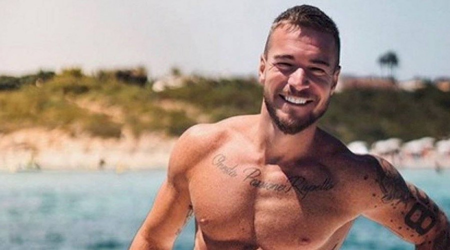 'Eres lo más bello que existe': Tony Spina impactó a sus seguidoras con sensual foto en Dubai