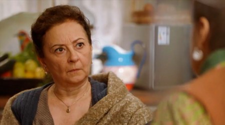 Avance: La mamá de Carmencita insistirá con llevársela de Cochamó