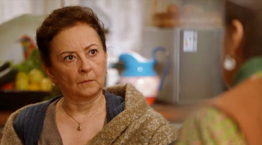 Avance: La mamá de Carmencita insistirá con llevársela de Cochamó