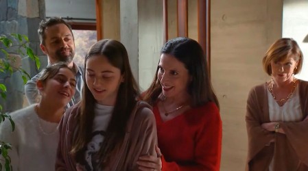 ¡Por fin se recuperó! Monserrat regresa a su hogar tras largo tiempo internada