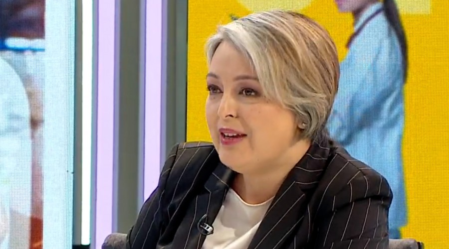 "Nosotros llegamos a un acuerdo": Ministra del Trabajo explica cómo funcionará la jornada laboral de 40 horas