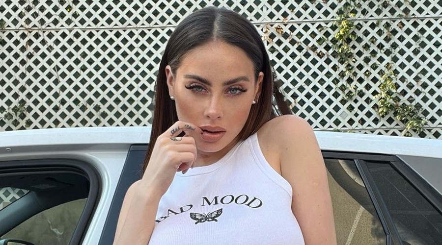 "Eres una diosa": Ignacia Michelson sorprendió a sus seguidores con foto desde el jacuzzi