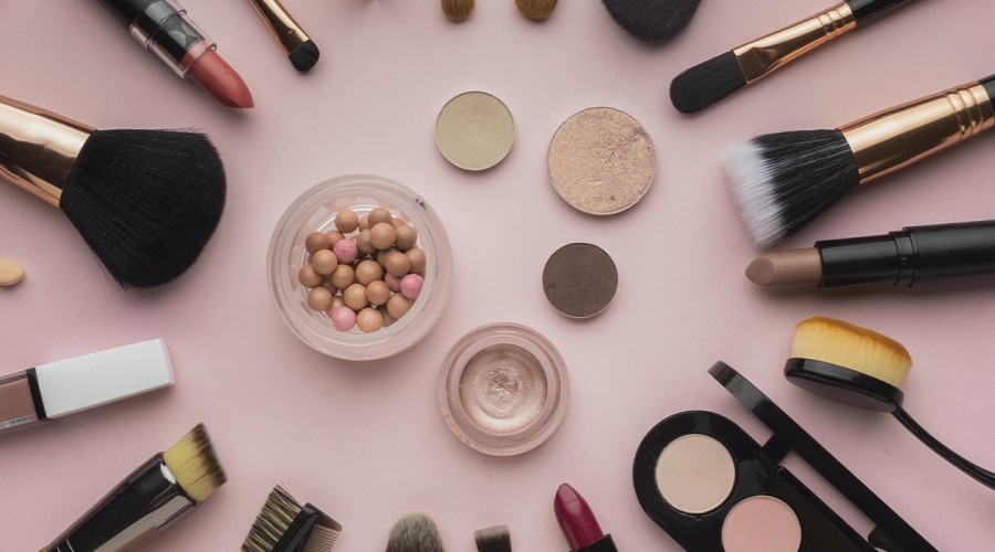 ¿Fan del maquillaje? Encuentra tus productos favoritos con hasta 60% de descuento en salcobrand.cl