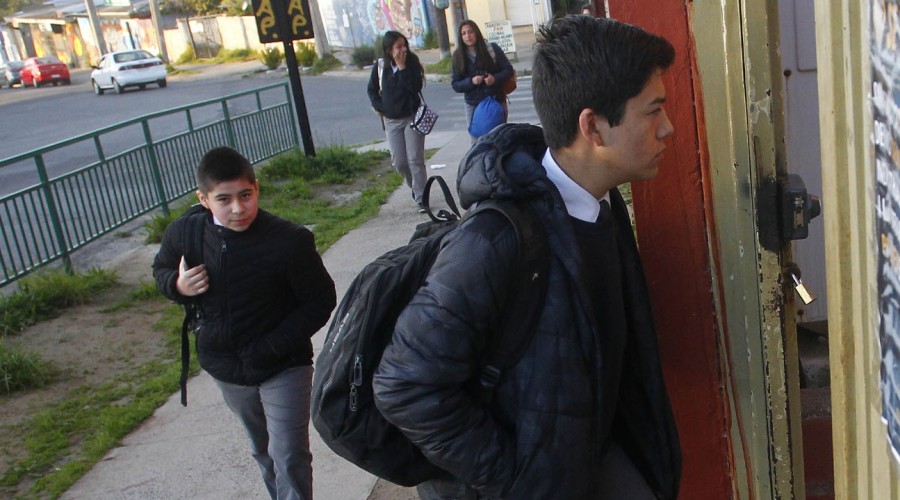 Bono de Graduación de Enseñanza Media: Conoce quienes reciben hasta $60 mil y cuándo se entrega