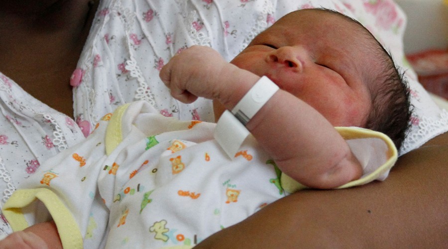 Extensión postnatal de emergencia 2022: Conoce cómo solicitarlo