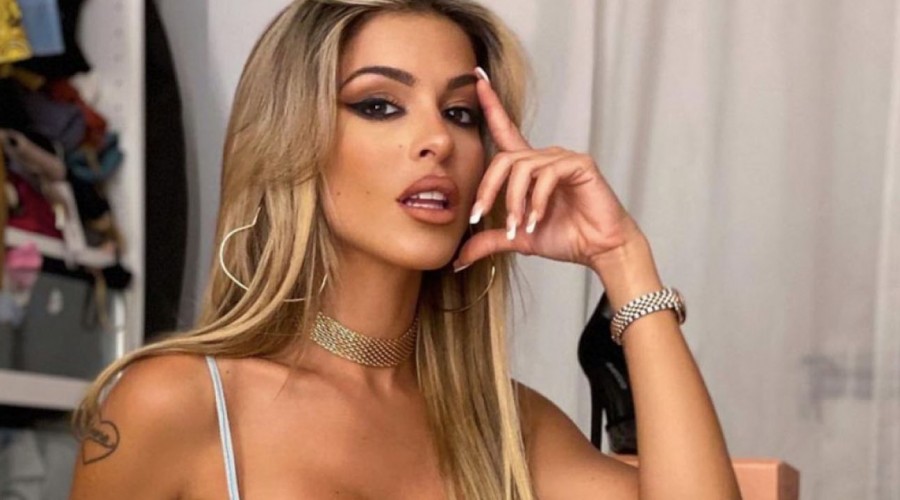 Los extravagantes disfraces de Oriana Marzoli: La modelo posó para divertido y sensual video