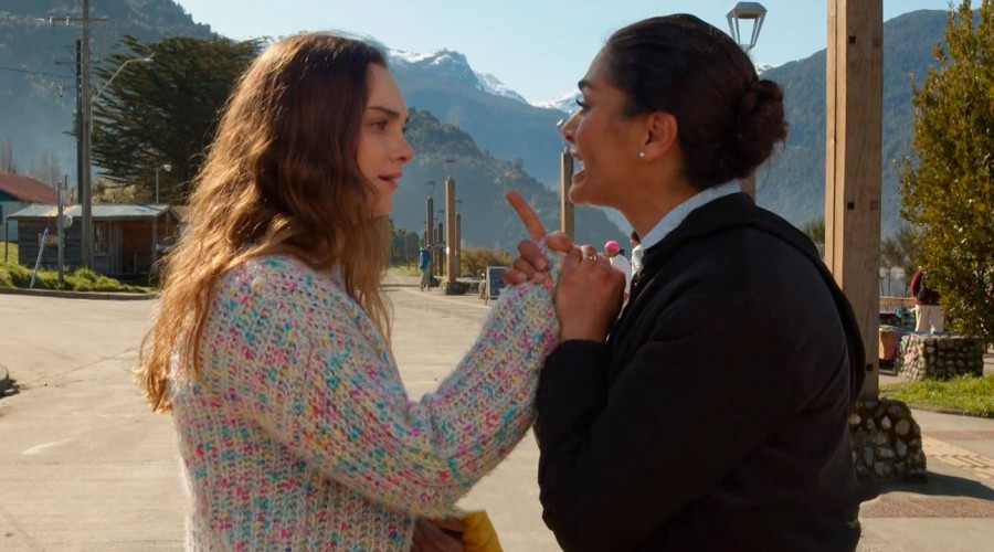 Avance: Candelaria no querrá volver con su mamá