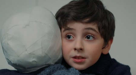 Conoce al joven actor que cautiva a los seguidores de 'El escape de Cemre'