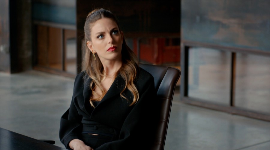 Serkan le da parte de sus acciones a Selin (Capítulo 101 - parte 2)