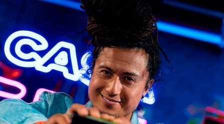 Revisa la reacción de Maxi Vargas al videoclip de 'Dani Santy' participante de 'Casa Beat'