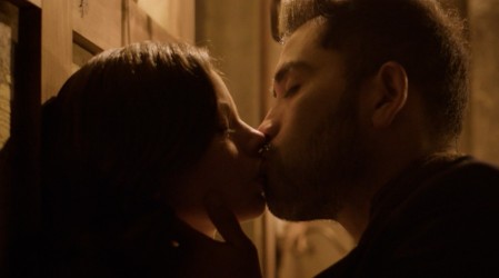 El beso entre Eloísa y Pedro