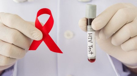 Hazte el test pa' ser un 10: Farmacias Ahumada realizó pruebas de VIH gratis este 15 y 16 de diciembre