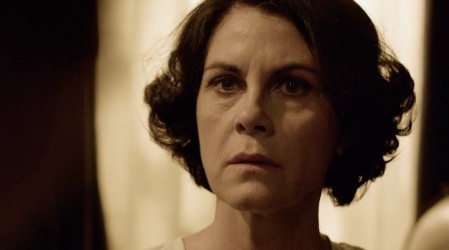 Antonia descubre los movimientos de Ester