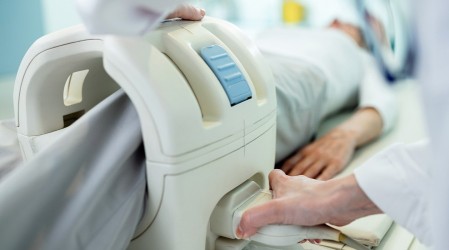 Clínica Las Condes cuenta con equipamiento disponible para el diagnóstico precoz del cáncer