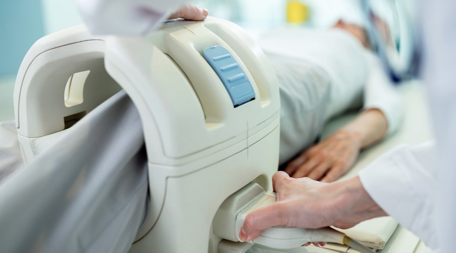 Clínica Las Condes cuenta con equipamiento disponible para el diagnóstico precoz del cáncer