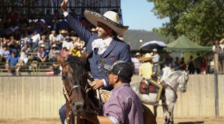 Rodrigo Sepúlveda fue parte de un Jaripeo en Lolol