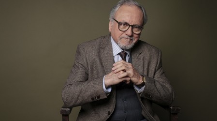 "Desde el primer capítulo atrapa": Patricio Achurra sobre "Juego de Ilusiones"