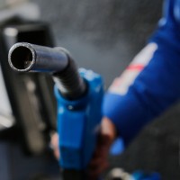 Anuncian bajas en el precio de bencinas: ¿De cuánto será el monto?