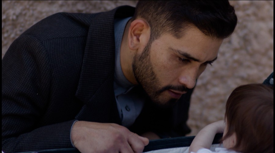 Pedro se encuentra con Mariana y Eloísa