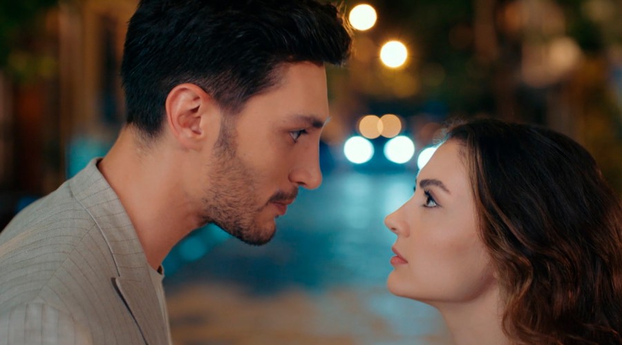¿Son pareja en la vida real?: Medios turcos especulan sobre una relación entre actores de 'Olvídame si puedes'