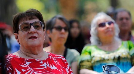 Bonos tercera edad 2023: Estos son los beneficios que reciben los pensionados