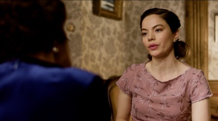 Antonia conversa con Eloísa