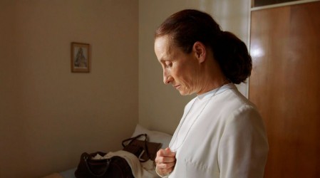 Margarita deja su vida como religiosa - Capítulo 177