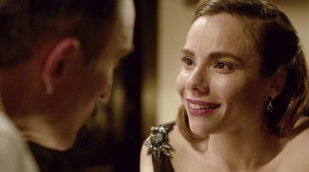 Bianca amenaza a Corrnelius