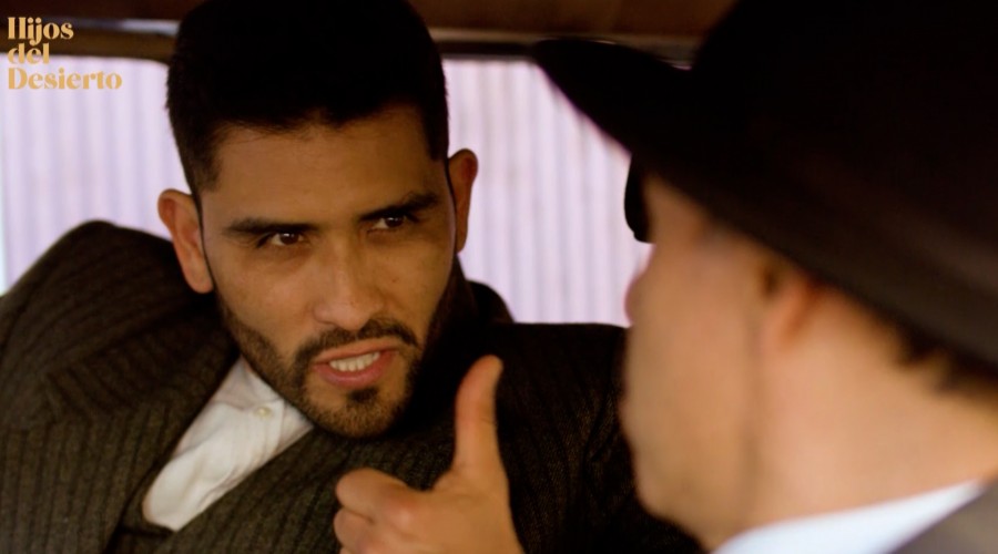 Cárdenas le dice a Pedro que Arturo está en una bodega