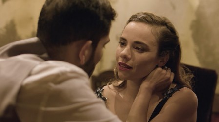 Bianca intenta seducir a Pedro