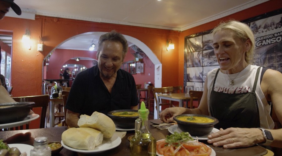 Virginia Demaría recorrió la tradicional ruta del poroto en Santiago