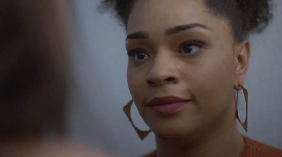 Kyra es descubierta por Renatita (Capítulo 35 - parte 2)