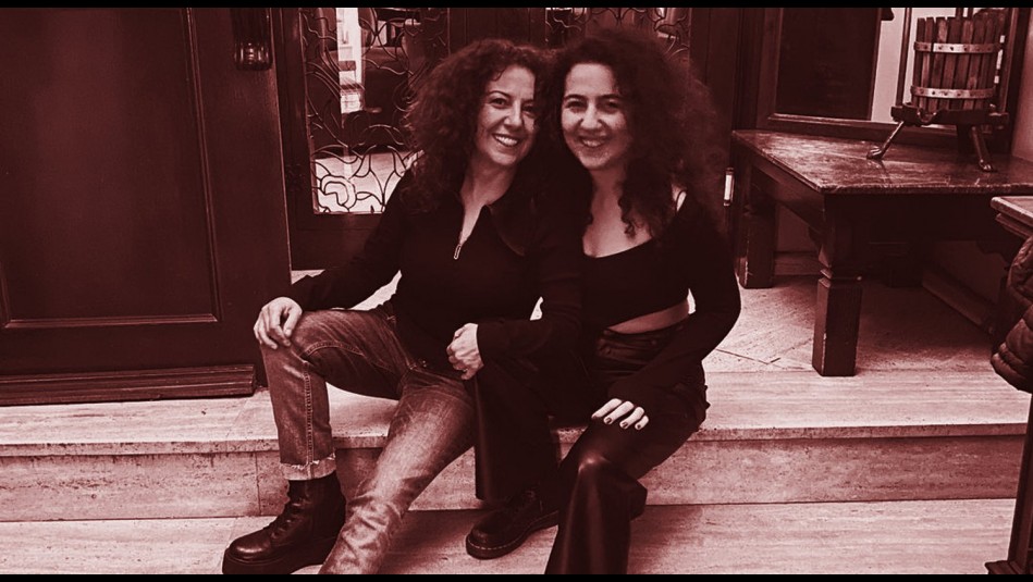 Es una de las protagonistas de 'Olvídame si Puedes': Conoce a la hija de la actriz Günay Karacaoglu