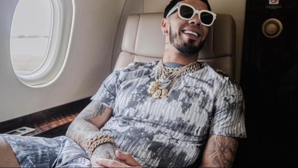 'Enamorarse es hacer un pacto con Lucifer': Las razones de Anuel AA para cerrar su corazón al amor