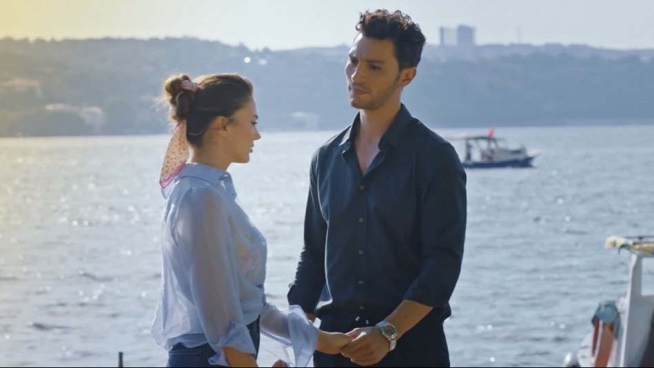 Ozan va en búsqueda de Esra (Capítulo 24 - parte 1)