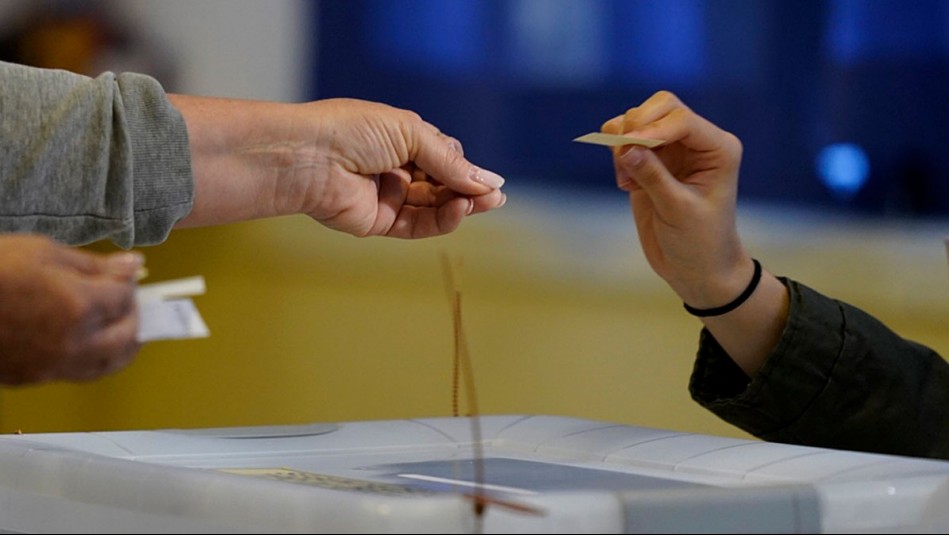 ¿Hasta qué hora puedes votar este domingo? Revisa los horarios de funcionamiento de las mesas