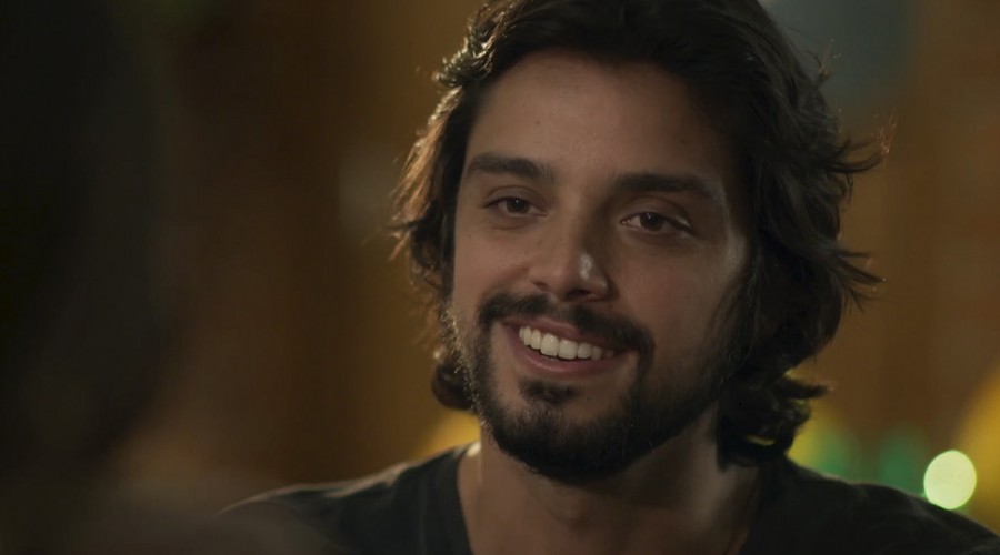 Alejandro le confiesa sus sentimientos a Luna (Capítulo 54 - parte 1)