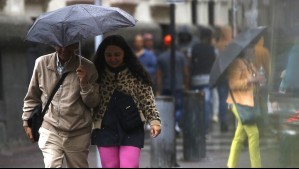 Jaime Leyton revela pronóstico de lluvias y bajas temperaturas en la capital