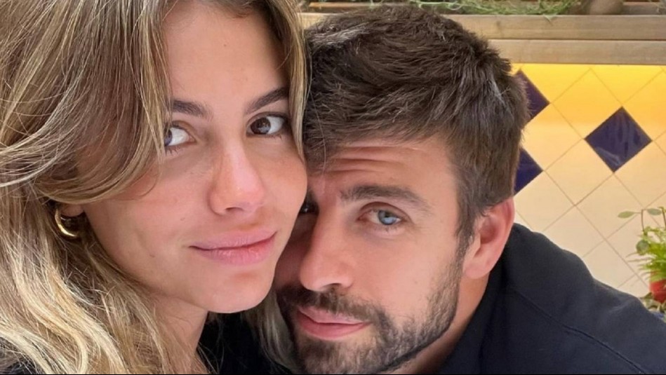 Así reaccionan Piqué y Clara Chía ante los rumores de boda: Los captan sonrientes en un concierto