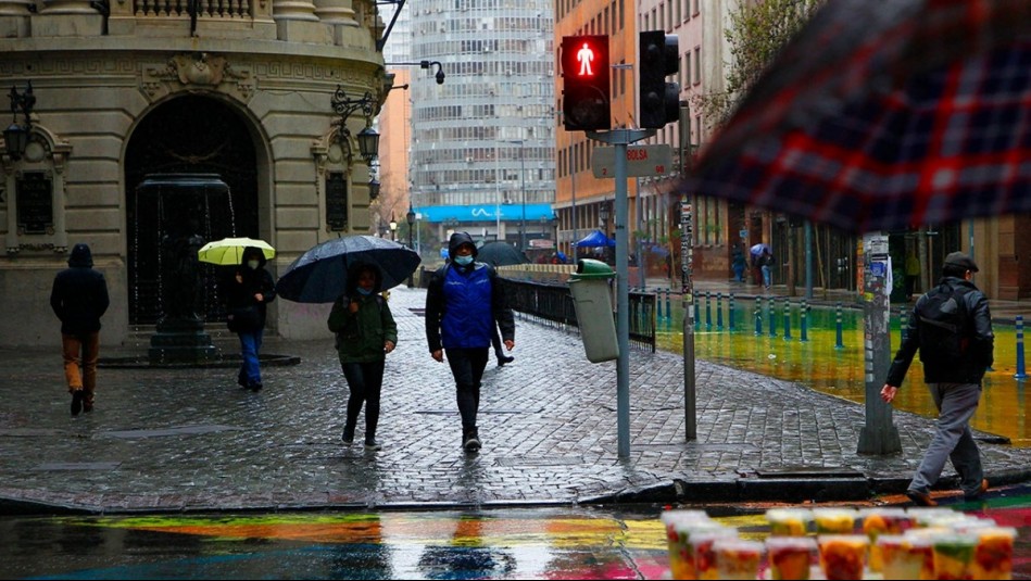 Pronóstico del tiempo indica lluvia intensa para esta semana en la Región Metropolitana