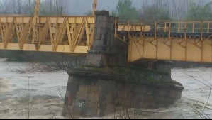 Puente ferroviario de Longaví colapsa tras sistema frontal: Estaría al menos cinco días inutilizado