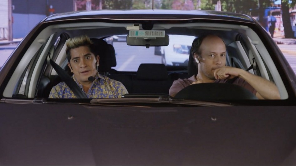 Se hace pasar por colombiano: Nacho comienza a trabajar en un call center en Casado con Hijos