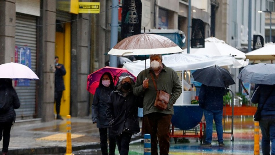 Jaime Leyton anticipa lluvias y bajas temperaturas en Santiago para la próxima semana